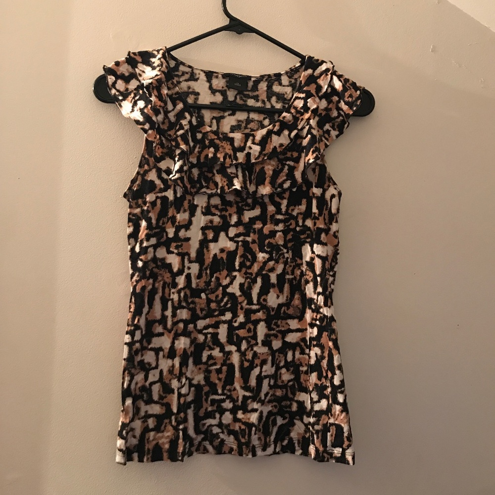 🎃5/$5!! EUC Double Ruffle Animal Print Dressy Tank Top